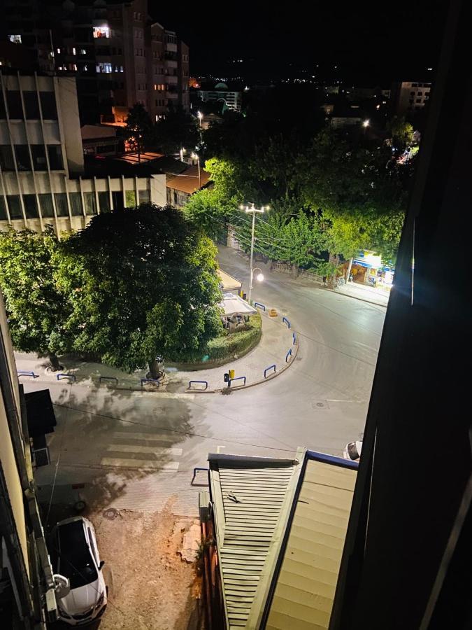 Royal King Apartment Kumanovo Bagian luar foto