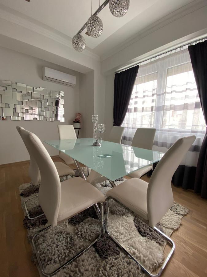 Royal King Apartment Kumanovo Bagian luar foto